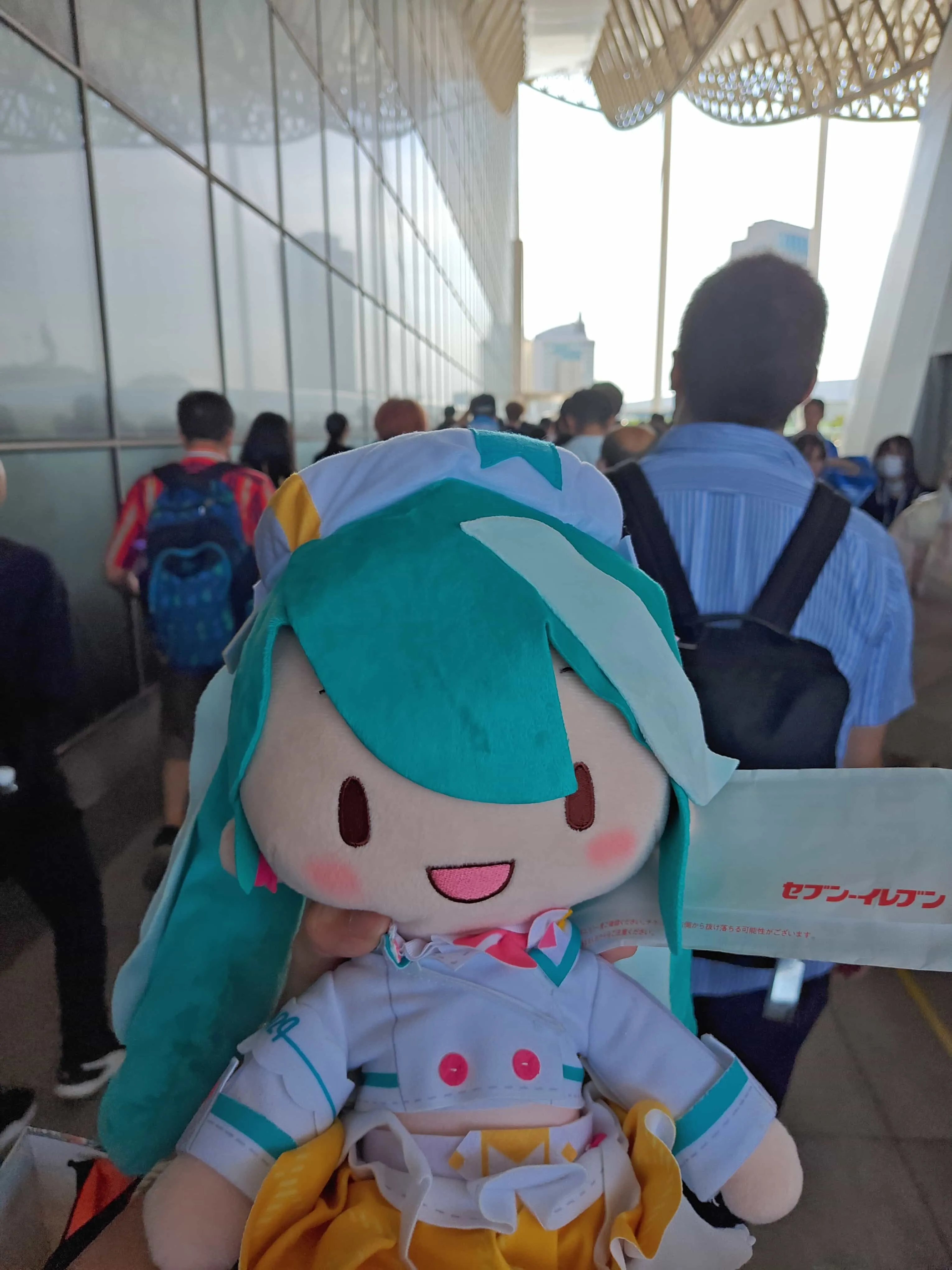 magicalmirai2